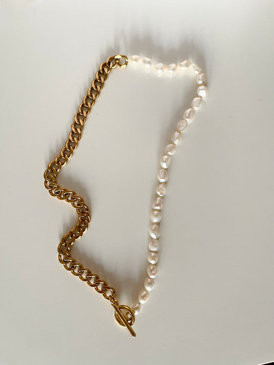 ELIA | NECKLACE